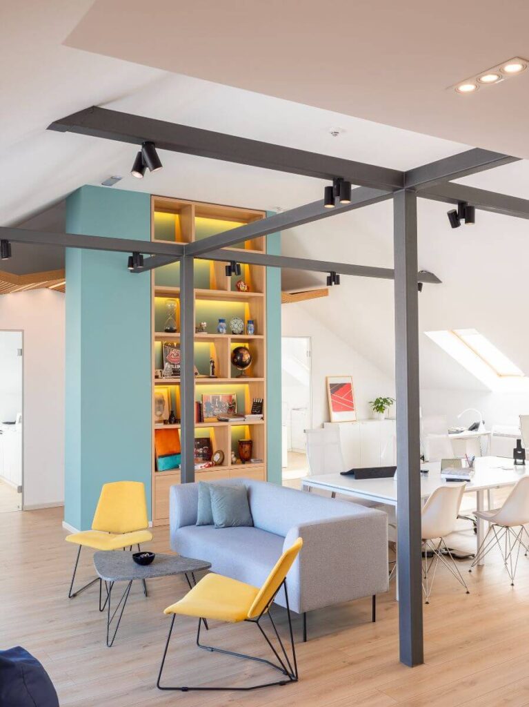 Enterijer kancelarije na tavanu doma Jevrema Grujića